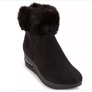 DKNY NEW!!! Abri Booties NWOT!!!